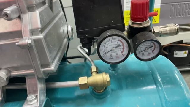 Краткий обзор на масляный компрессор Wert смотреть онлайн