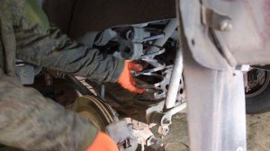 Как поменять пружины на #Nissan #Terrano #wd21 #vg30 #z24 #td27