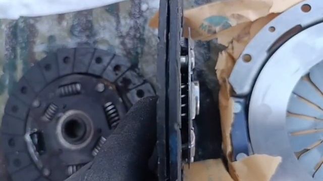 ваз2110 какой стороной установить диск сцепления отлич? смотреть онлайн