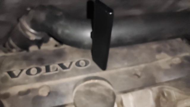 Клапаны VVTi. Ровная работа Volvo S60 T5 на холостом ходу. смотреть онлайн