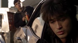 Сергей Бодров (Брат) и Виктор Цой в фильме Заклятие