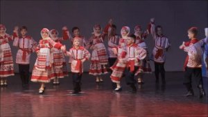 "Ой, вставала я ранёшенько" Исполняет: Ансамбль танца "?