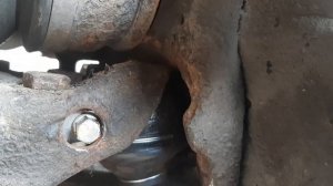 Замена нижних шаровых на Митцубиси Паджеро Спорт 1.