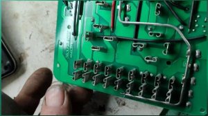 Ваз 2115 включился сигнал и гудит не переставая)