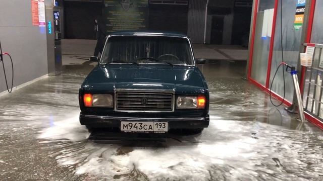 ВАЗ 2107 Поставил диски. Полировка капота на Солярисе смотреть онлайн