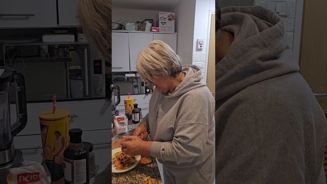 ДЕСЕРТ ИЗ АЙВЫ смотреть онлайн