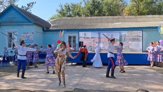 Марина Сергеевна Гоптарëва, Аплодис -ойся, ты ойся, Ден