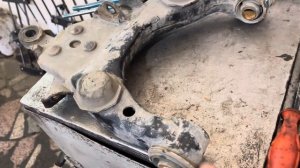 Как выпрессовать сайлентблок с рычага .