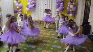 "маленькая страна "танец на выпускной