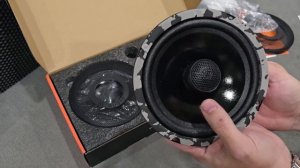 Замена штатных динамиков в Mitsubishi Outlander 3 на DL Audio Anaconda 165