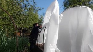 Чем мы занимаемся с мужем в темноте? Утренний сюрприз. Высаживаю томаты в открытый грунт.