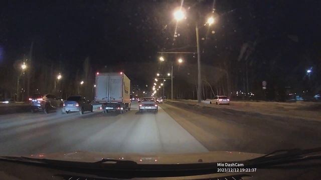 Ночная съемка Mio Mivue C420D смотреть онлайн