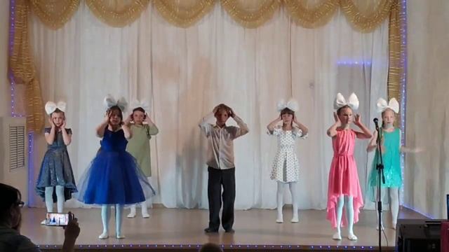 современный танец "Куклы" смотреть онлайн