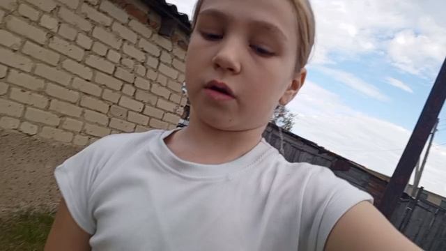 влог деревни, если хотите такие же видео, то пишите в комментариях!!😘 смотреть онлайн