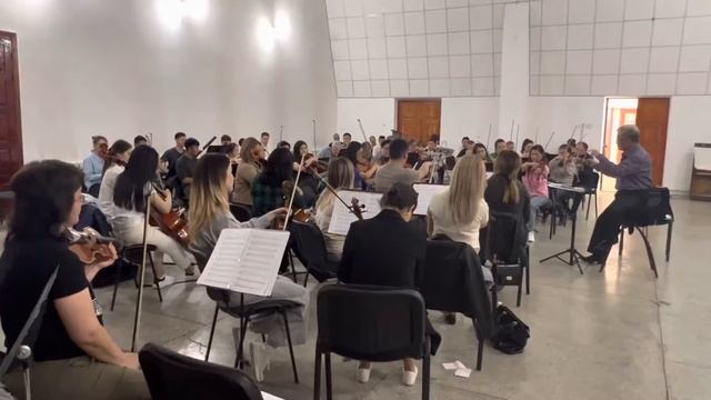 Свиридов -Вальс Дирижёр-Бакыт Тилегенов, Симфонически смотреть онлайн