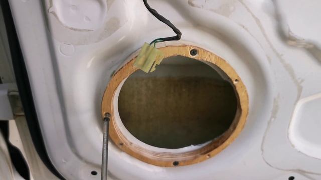 Замена штатных динамиков в Шевроле Авео на динамики  DL