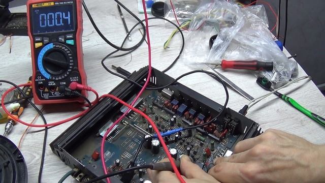 Усилитель уходит в защиту при добавлении громкости. К? смотреть онлайн