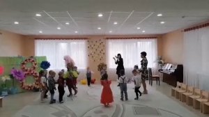 Танец на 8 марта 2024 «Детки-конфетки» младшая группа