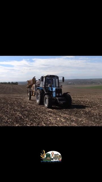 Складывал опрыскиватель Мтз 952.2 и поехал заправится смотреть онлайн