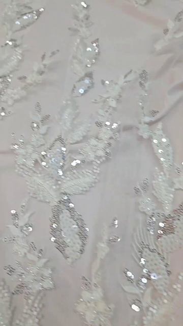 Полотно, расшитое , Молочного цвета, 1,4 м ширина смотреть онлайн