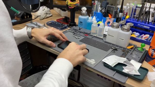 Наклейка защитного стекла Remax ES-01 с автоматической нак смотреть онлайн