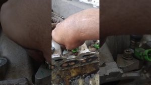 Как снять форсунки двигателя 1AZ-FSE не ломая