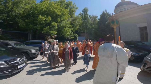 Престольные торжества в Свято-Никольском храме в Котельниках смотреть онлайн
