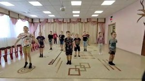 Танец «Вверх-вниз», 6-7 лет