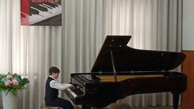 Фредерік Шопен - Вальс Ре-бемоль мажор тв.64 №1 "Вальс-Хв смотреть онлайн