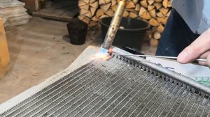 Пайка алюминиевого радиатора тойоты припоем с Алика