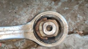 Как снять нижний задний рычаг VAG, /Ауди А4, А6, VW Б5/