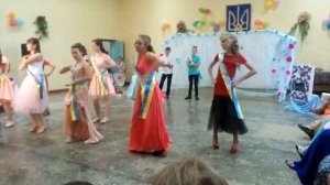 Прикольный танец на выпускной 2018 год 9 класс
