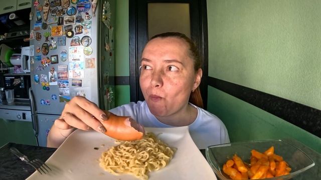 Лапша чан рамен с сыром, сарделька, яйцо. Рисовые клецки смотреть онлайн