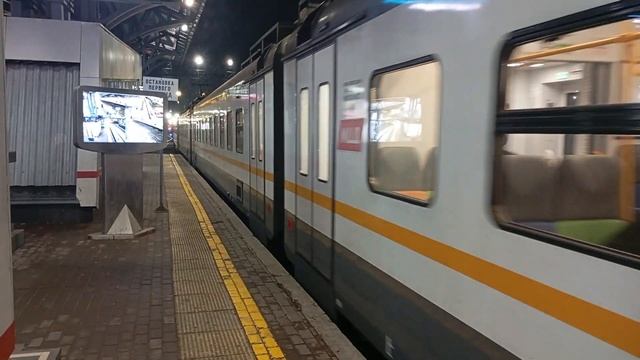 ЭП2Д 0182 Отправляется со станции Подольск с сообщением смотреть онлайн