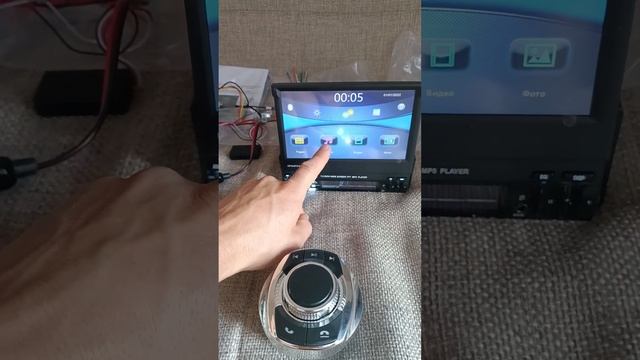 Магнитола с выдвижным экраном и беспроводным пультом смотреть онлайн