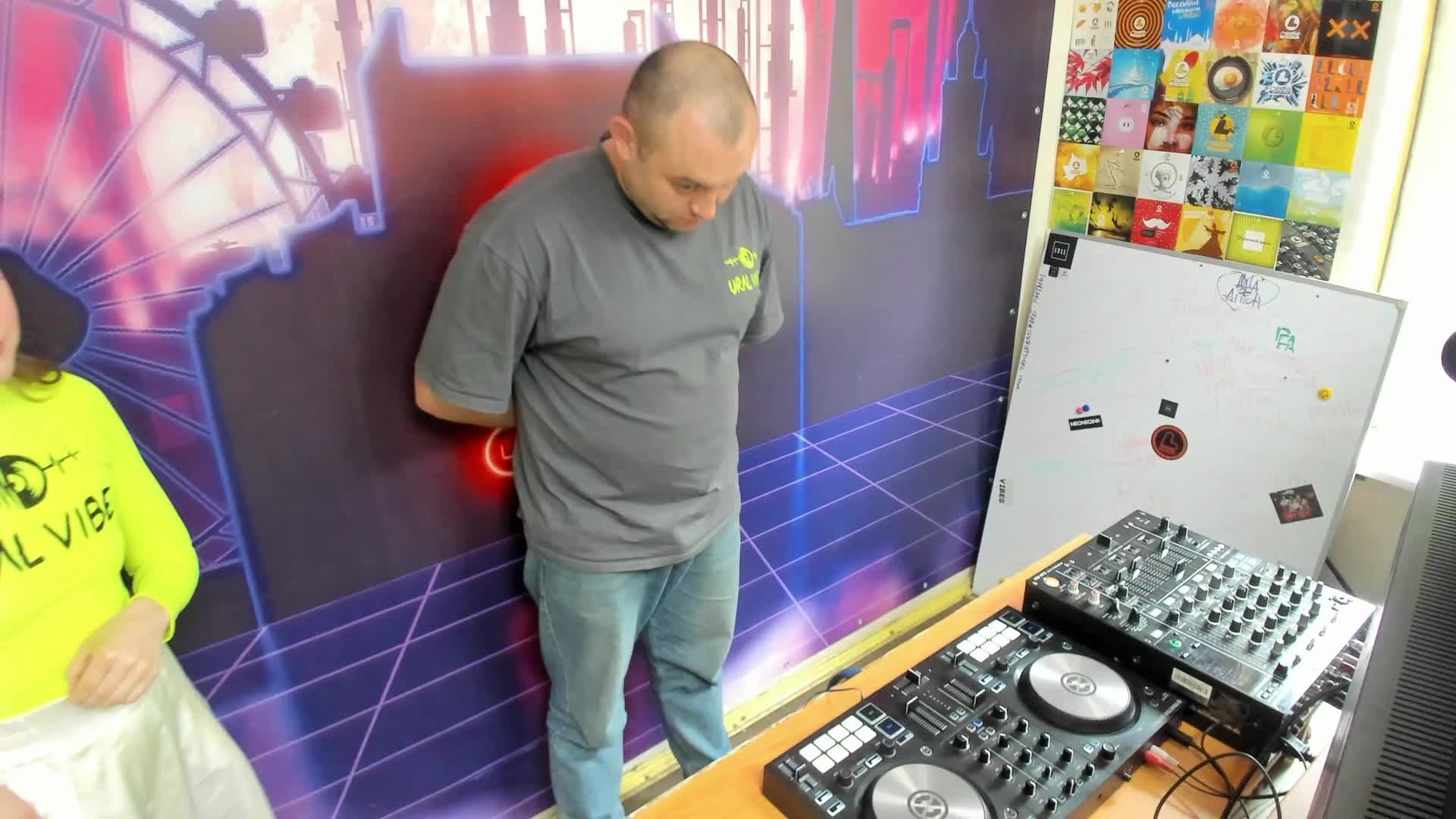 Живые игры 23.05.25 смотреть онлайн