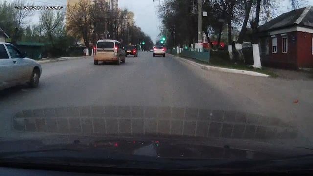 Регистратор Inspector Via в сумерках смотреть онлайн