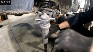 замена заднего амортизатора ... kia soul 2014-2025 (крутящий мо?