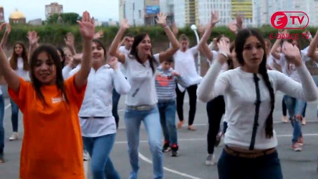 Флэшмоб в честь дня ГАИ | E-DANCE Уфа