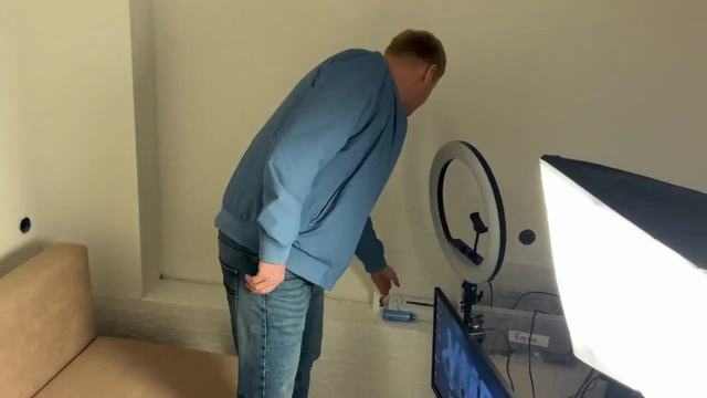 Общественники вломились в эротический эфир смотреть онлайн