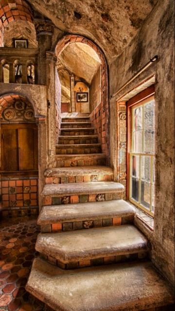 12 современных необычных лестниц в частной архитектур? смотреть онлайн