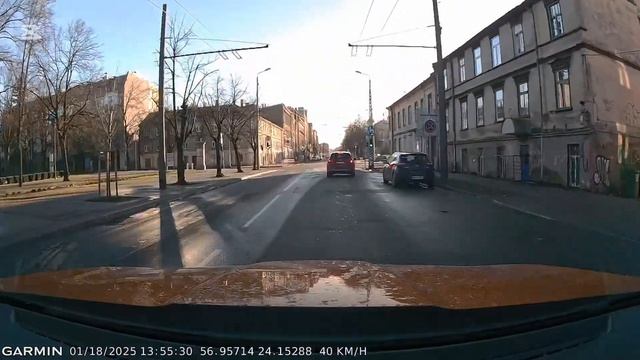 Garmin Dash Cam™ X310 видео Full HD смотреть онлайн