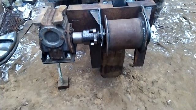 самодельная механическая лебедка от ВОМ