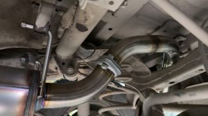 Установка выхлопной системы для Тойота Ленд Крузер Пр