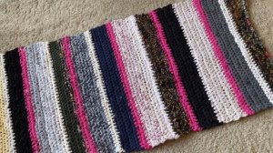 Связала новый коврик из старых вещей. Полезная перера?