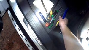 [КРАТКО] Как снять обшивку двери Mercedes-Benz GLE 1 / M-class 3 (W166) ?