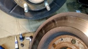 Замена задних тормозных дисков Мазда 3 🇺🇦