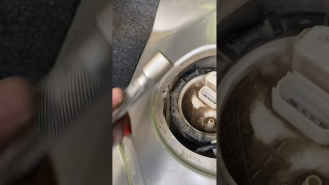 Замена бензонасоса. Шкода Октавия тур(А4)