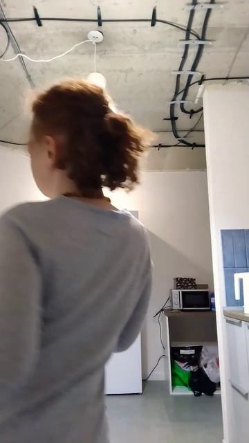 POV: ты приходишь со смены и первый раз за день садишься смотреть онлайн