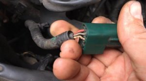 Nissan Maxima не запускается причина в шумах стартера.